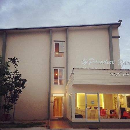 Oyo 306 Paradise Park Laemchabang Si Racha Exterior foto