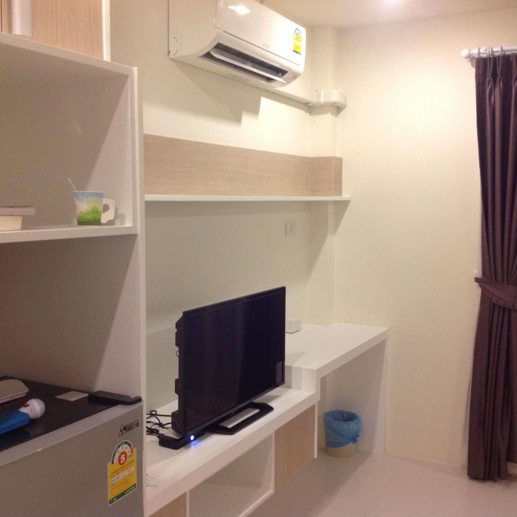 Oyo 306 Paradise Park Laemchabang Si Racha Exterior foto